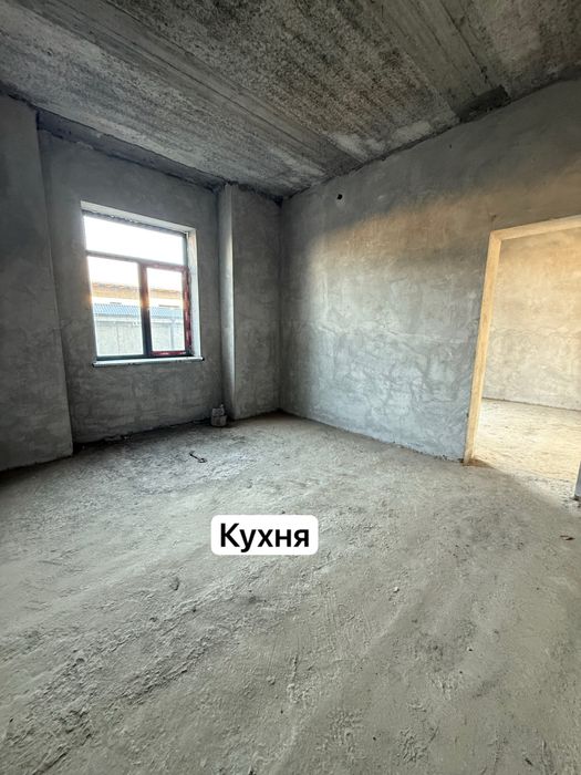 Таун хаус сотилади 3 соток мотрид. собственник