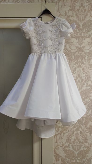 Продам детское платье