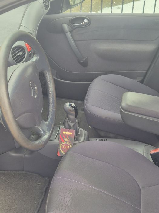 Mercedes clasa  a 140