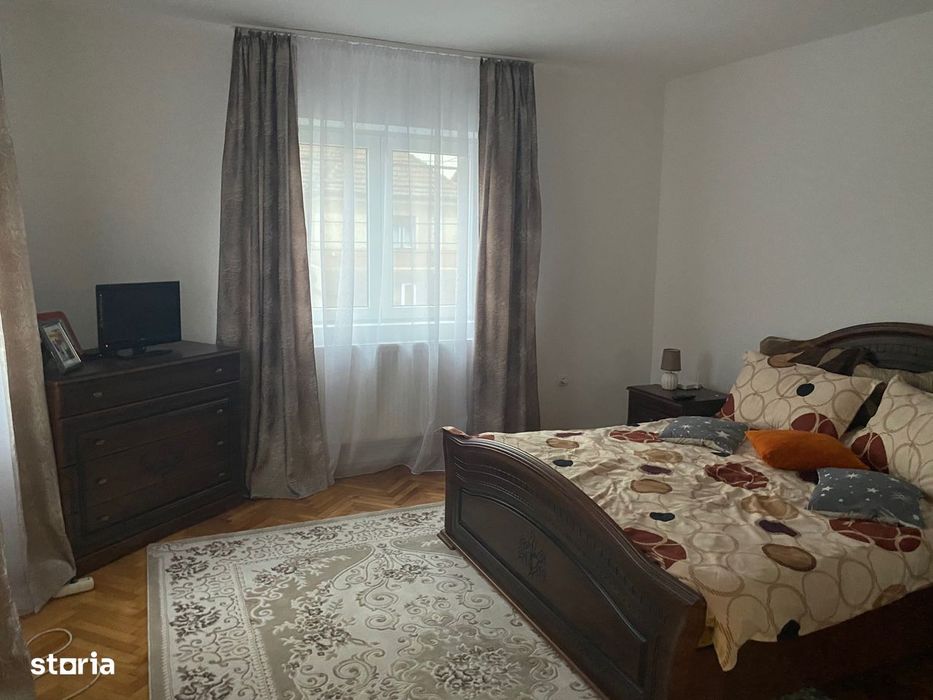 Casa P+1 cu teren 720 mp, Zona Baritiu