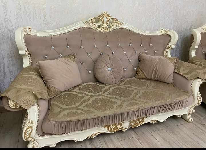 Продам диван 2 кресла