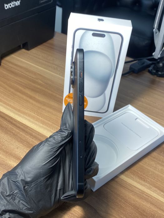 iPhone 15 Plus• 128 GB • Black