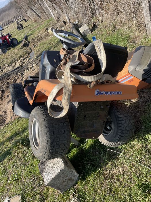 Vand 2 motocoase pe benzina defecte