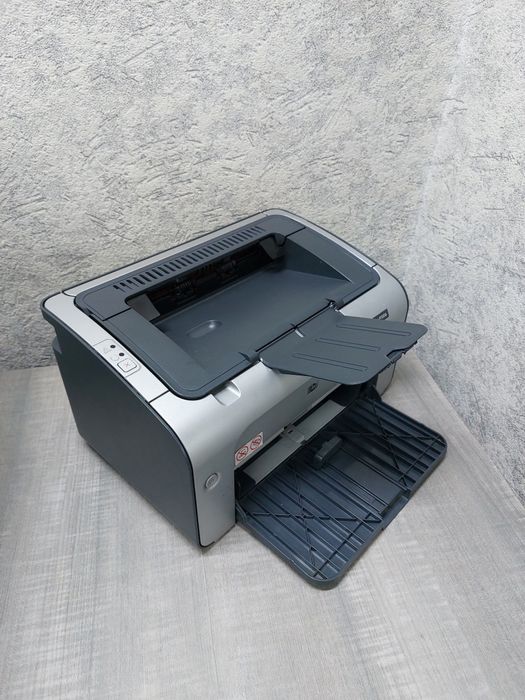 HP LaserJet P1006
принтер