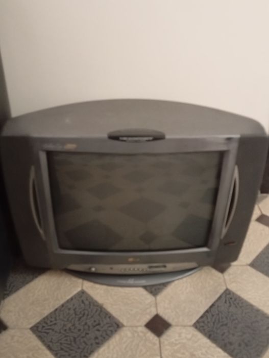 Телевизыры DAEWOO и LG