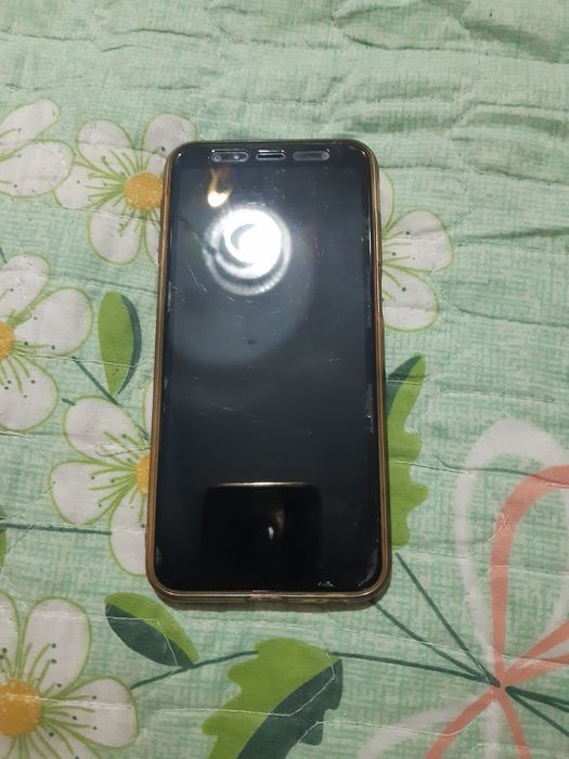 Продаётся телефон