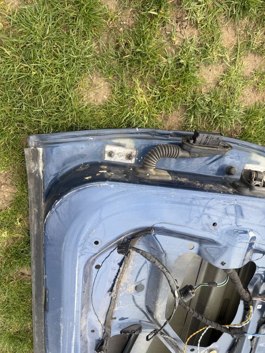 Дясна необорудвана врата за БМВ е46 купе/кабрио