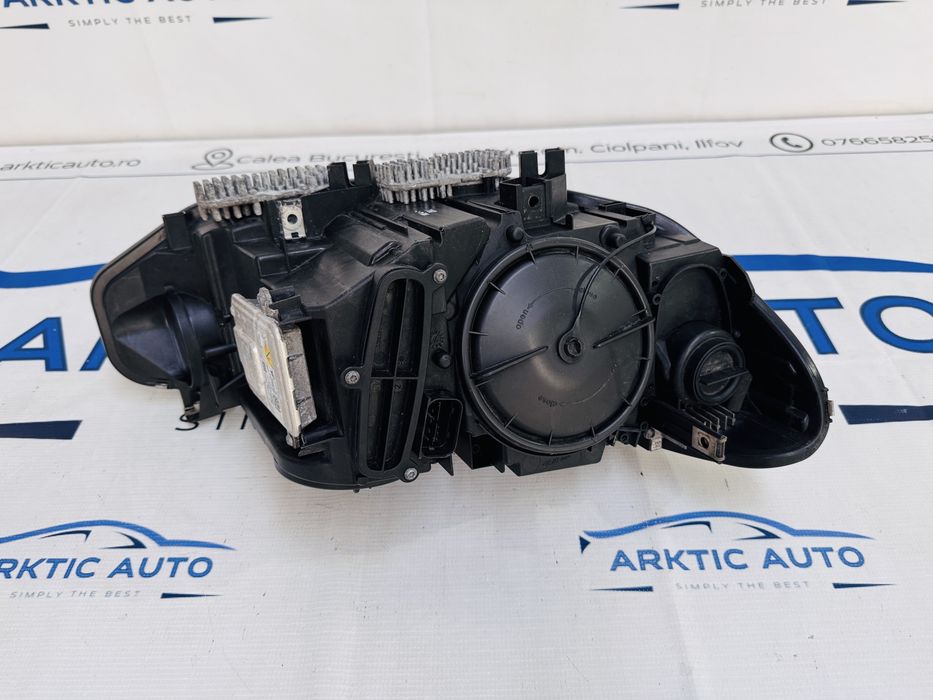 Far stanga bixenon BMW Seria 4 F32 cod 7387543-01