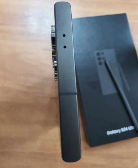 Продам samsung s24 ultra 256 gb
