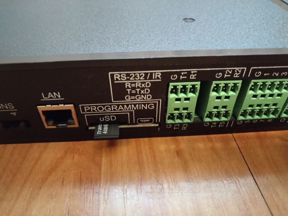 Controller Audio/Video Neets