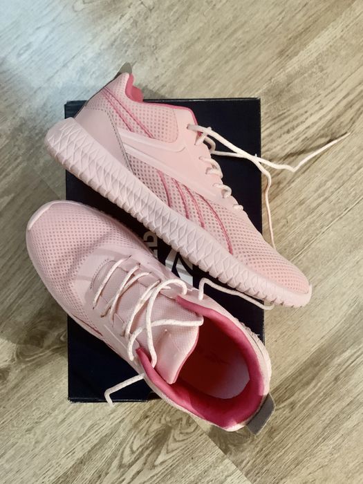 Нови маратонки Рийбок/Reebok 36-37