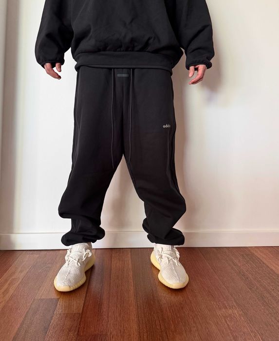 Pantaloni Adidas x Fear of God
XL
