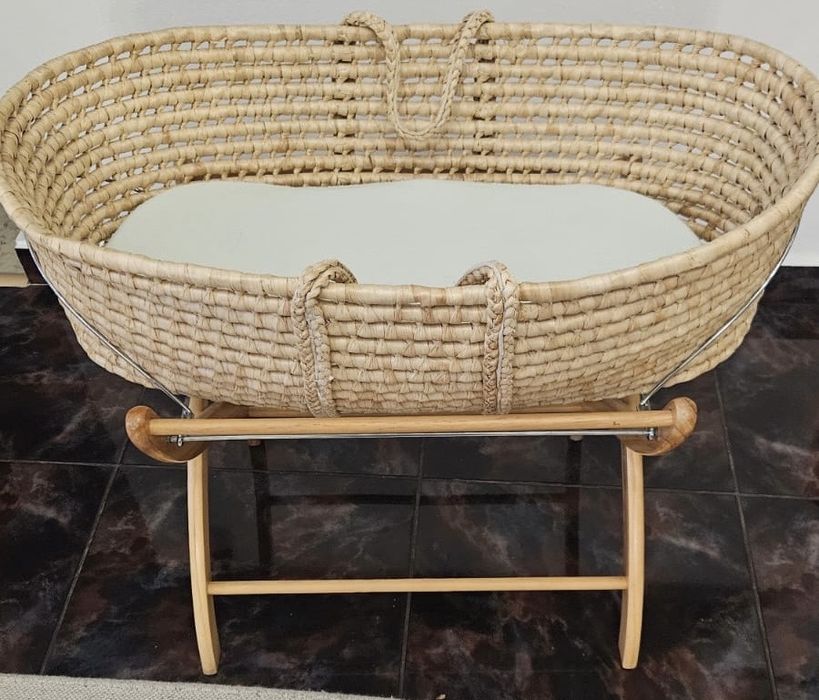 Patut pentru bebelusi - Moses Basket
