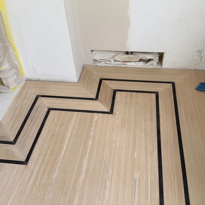 Parchetar cu experiență profesionist seriozitate precizie si finisaje impecabile lucram doar pe baza de programari si recomandari