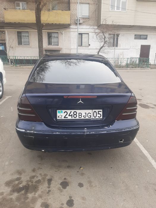 Мерседес С 240 ,