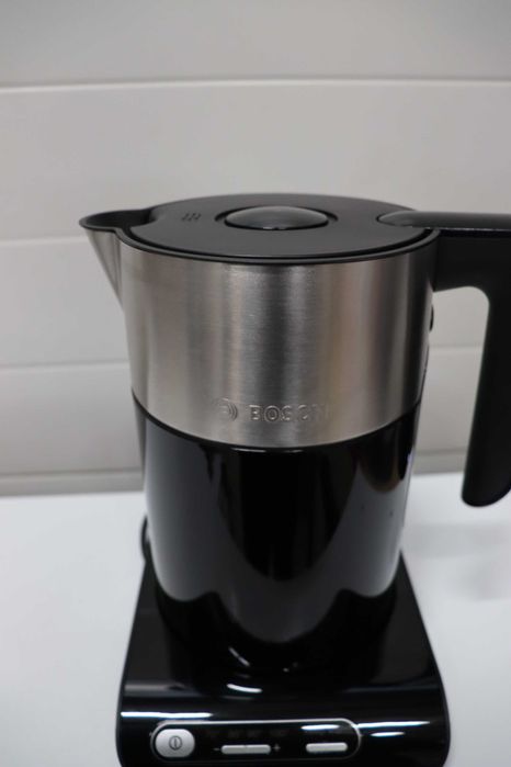 Електрическа кана BOSCH Styline TWK8613 2400W, 1.5l, Дигитален дисплей