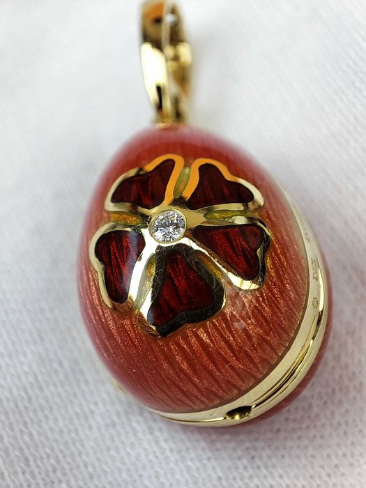 Pandantiv Aur 18K Oul Faberge Victor Mayer Diamant Rubin ou aur faberg
