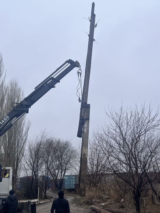 Продам б/у столбы