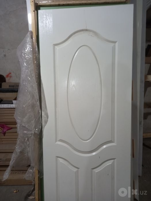 Продам двери крашенные