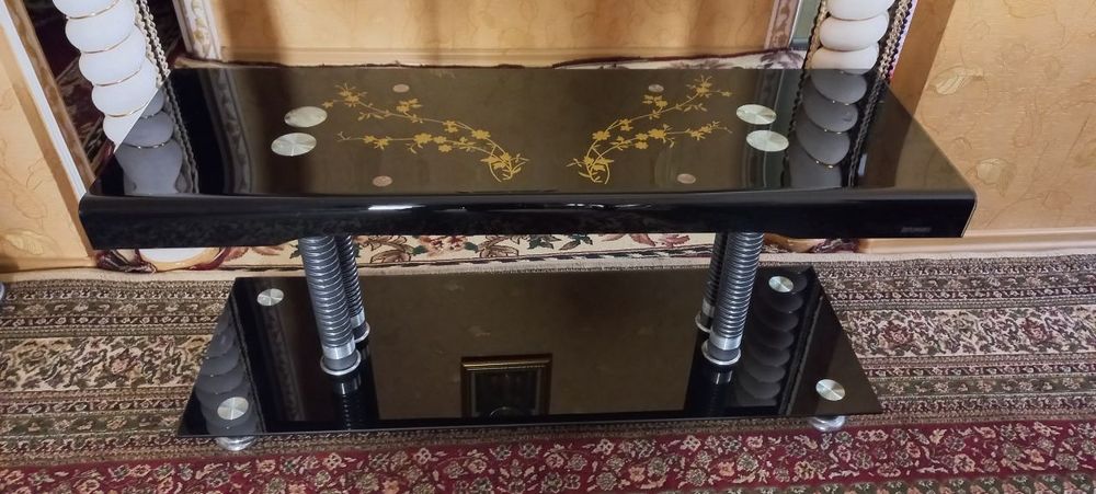 Подставка для телевизора