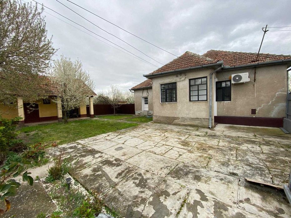 Vand Casa Sintea Mare - 2880 MP Teren