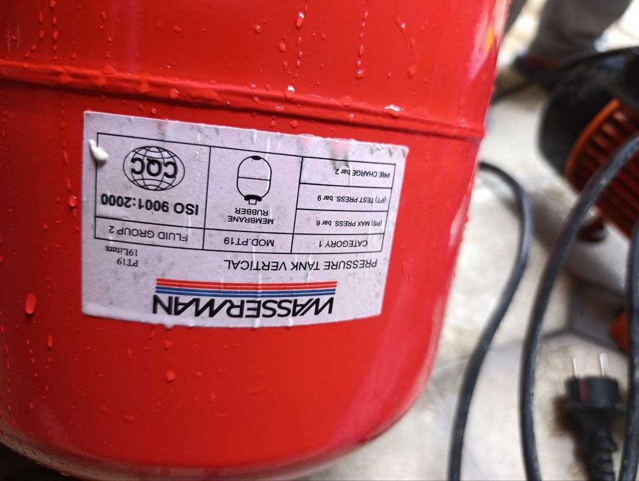 Suv nasosi komplekt sotiladi 1300W + avtomatika + 19L bak