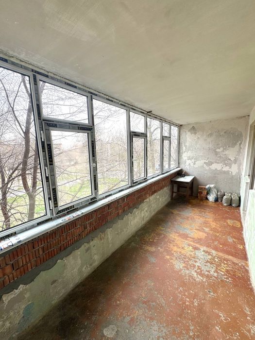 Октяабирь Риводж 2х Прадаётся можно через банк 2этаж