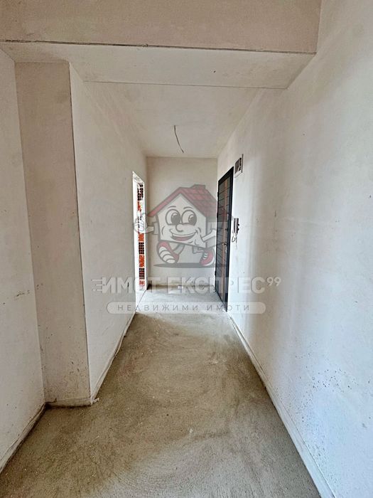 Двустаен апартамент и склад, с Акт 16, нов, кв.Запад - снимка 13