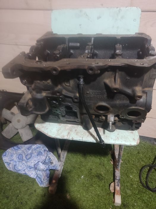 Продаю блок на фолсфаген