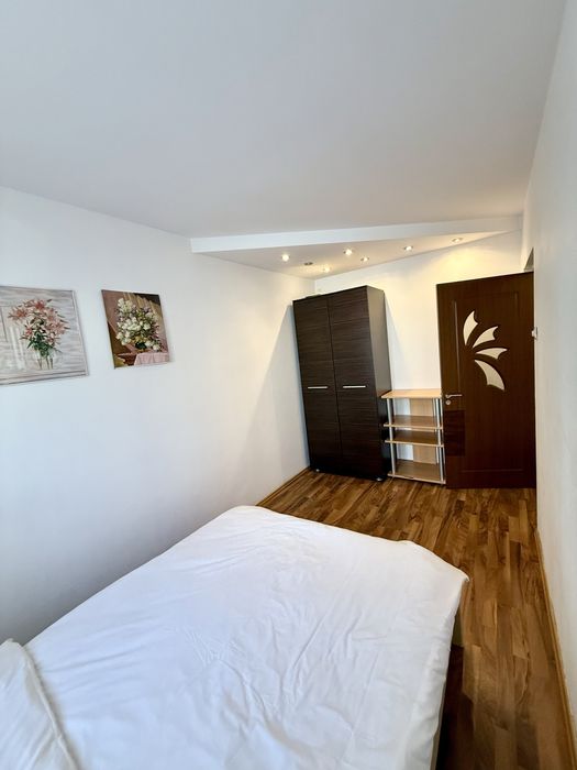Apartament 3 camere de inchiriat termen lung