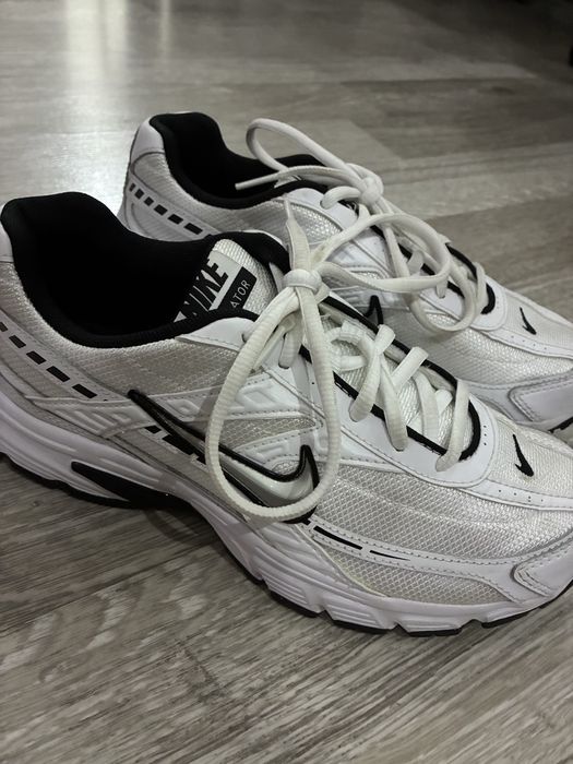 Nike кроссовкиии