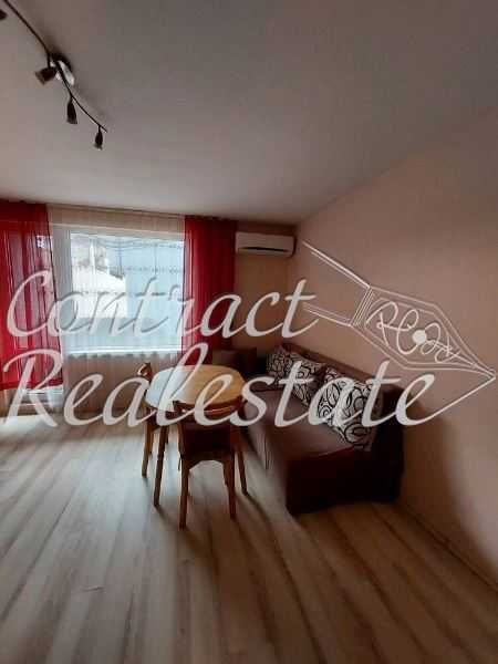 Нов Двустаен Обзаведен Колхозен пазар !