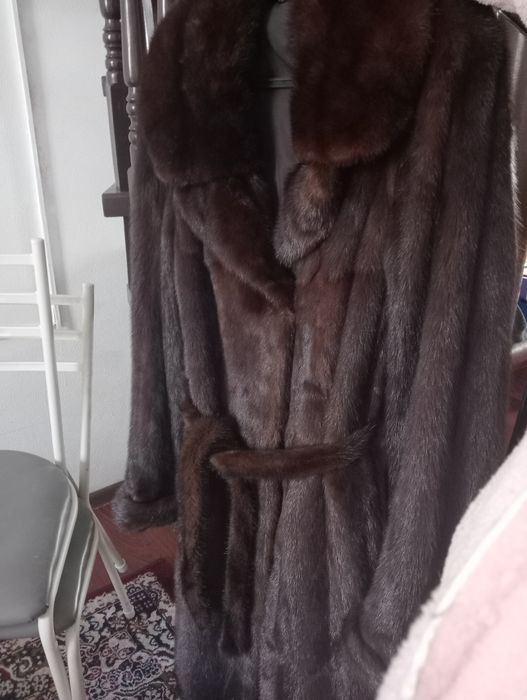 Продам норковую шубу