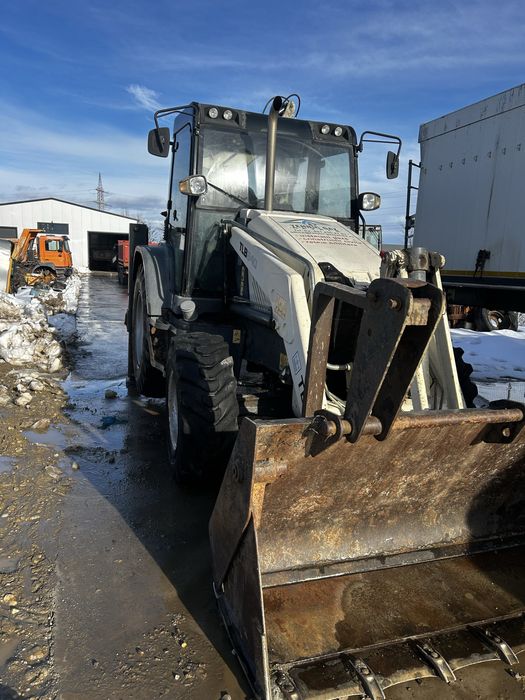 De vanzare buldoexcavator TEREX an 2016