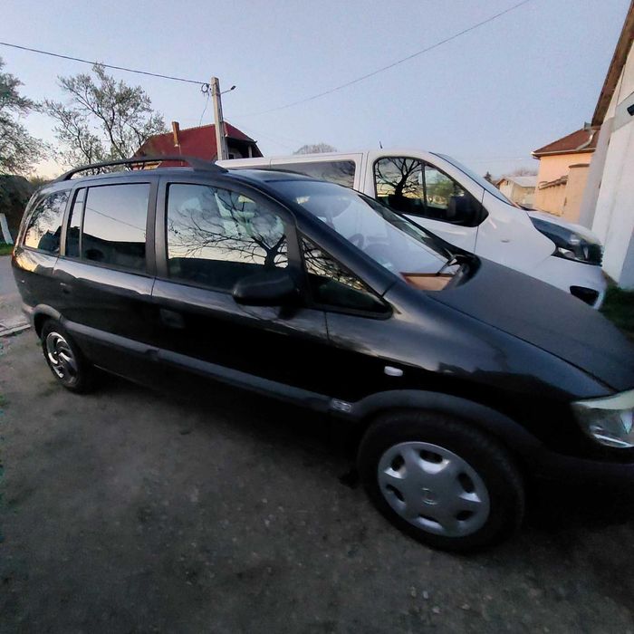 Opel Zafira A 2001