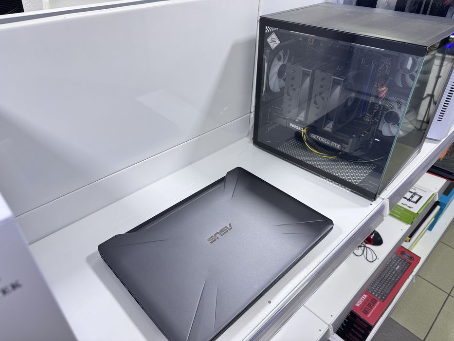 Игравой мощный ноутбук Asus