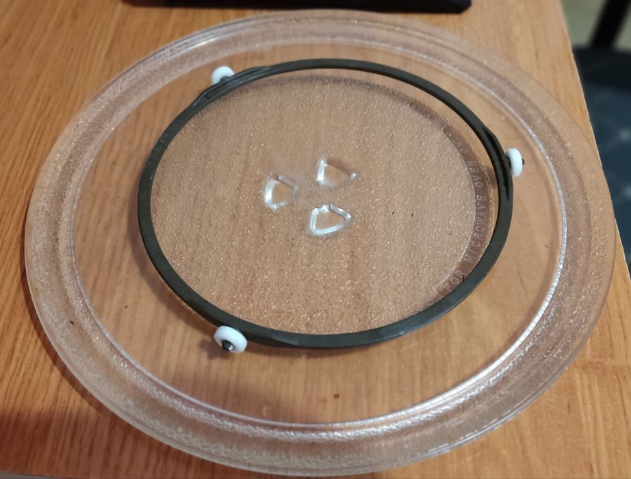 Продаётся тарелка для Микроволновой печи