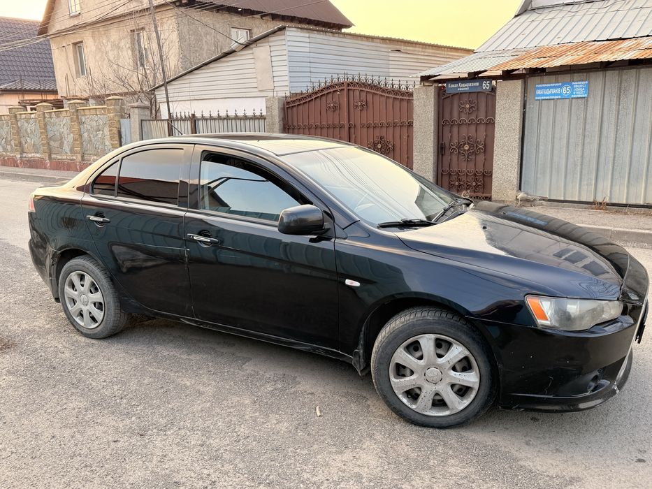 Продам машину срочно