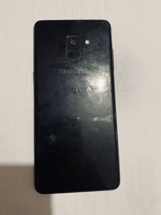 Продам или обменяю Самсунг А8+