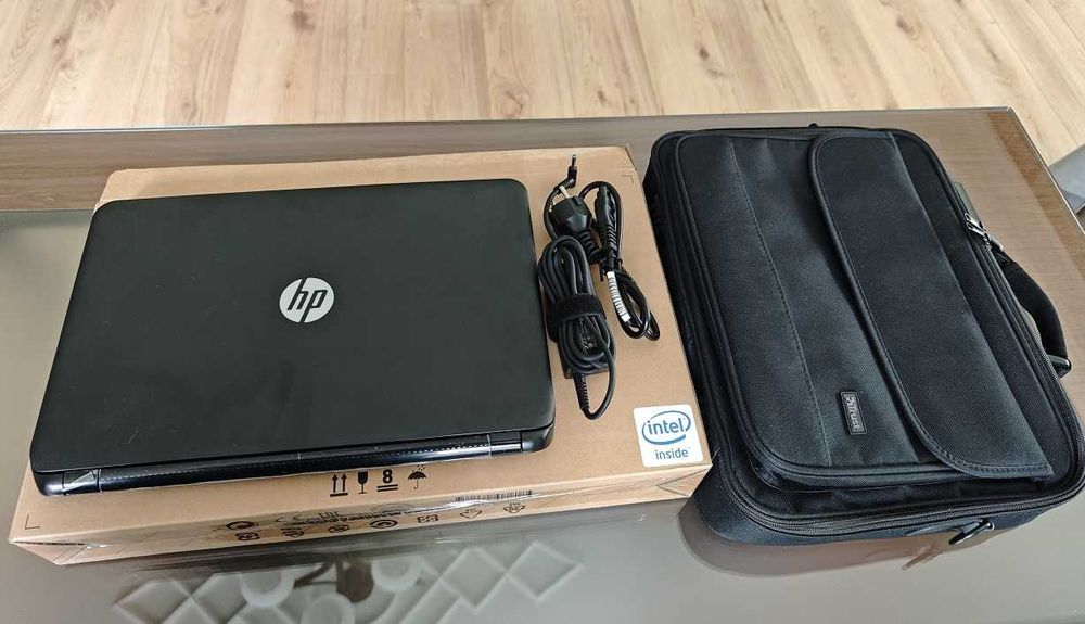 Продавам лаптоп HP 15"
