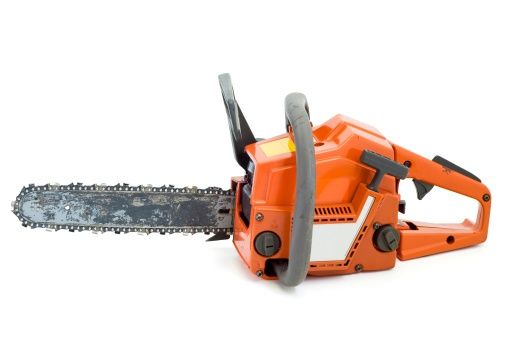 Ут урадиган ва бензопила сотилади