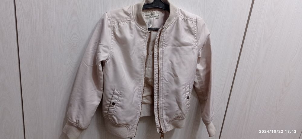 Куртка для девочек.