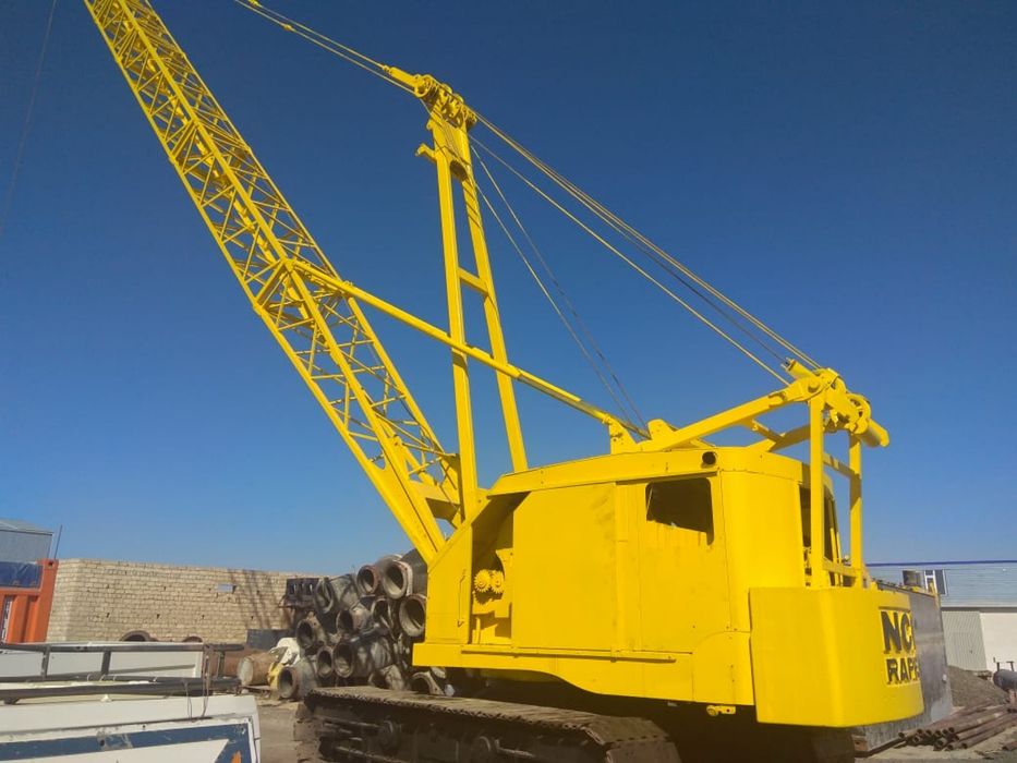 Кран /гусеничный