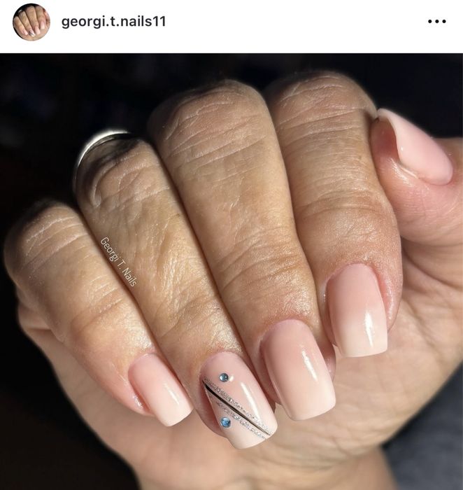 Pun unghii cu gel si semipermanente in Hărman