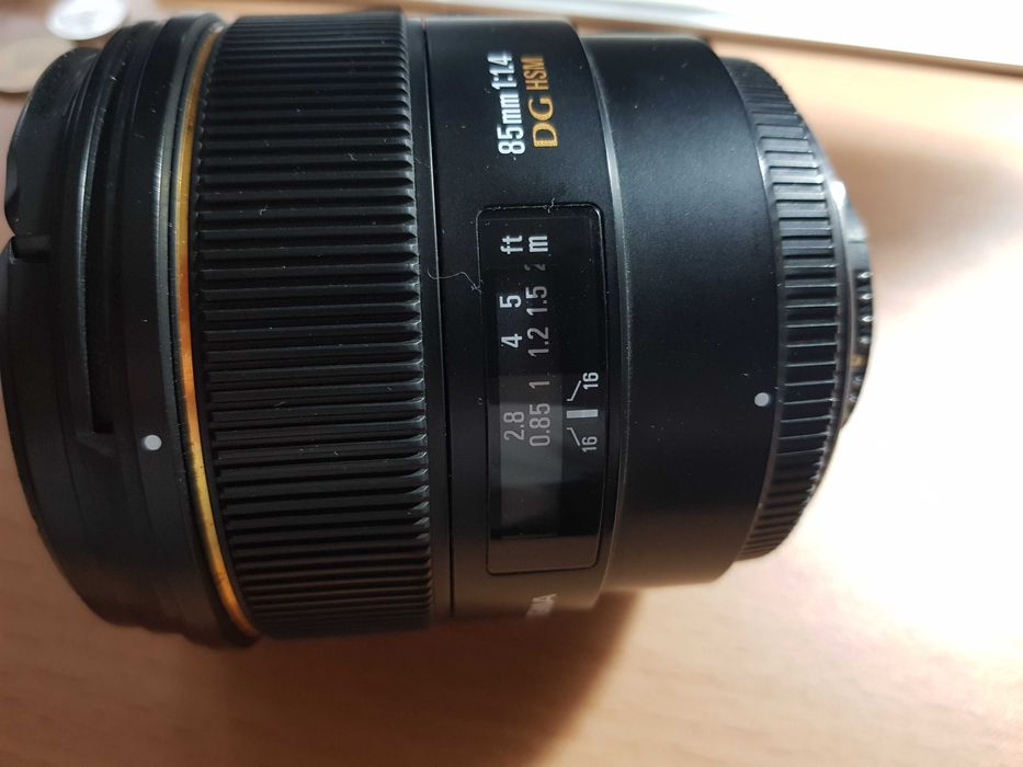 Vand obiectiv Sigma EX 85 mm DG HSM 1:1.4 pentru Nikon
