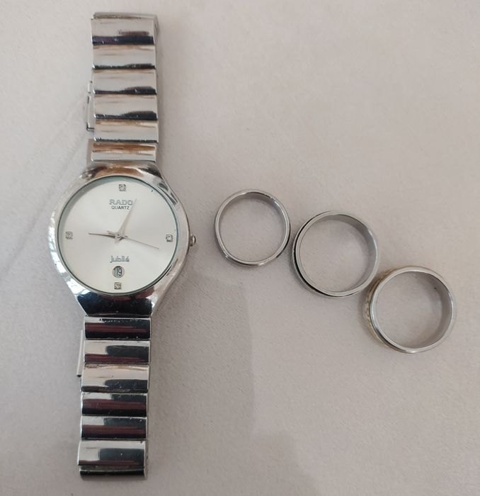 Продаётся мужские наручные часы и три кольца антистресс