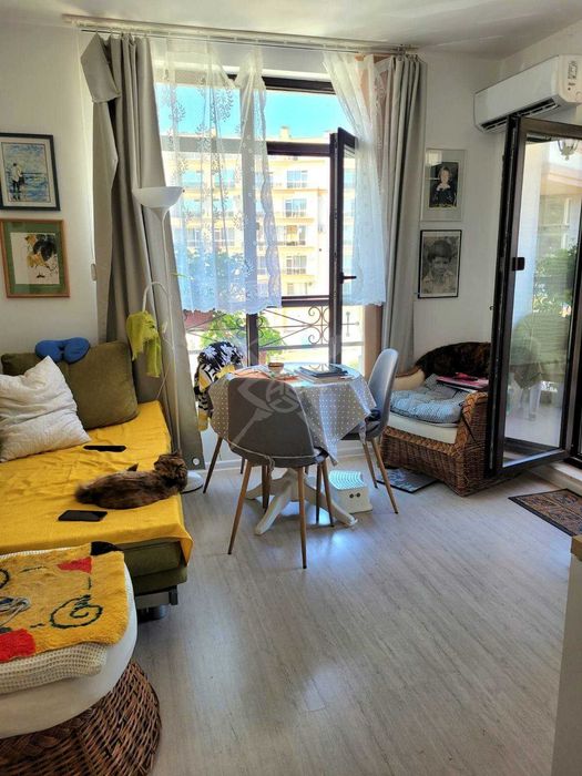 Продава се Двустаен апартамент в Поморие - 45 кв.м за 1623 €/кв.м - Снимка #1