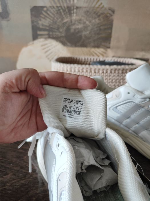 Новые мужские кроссовки