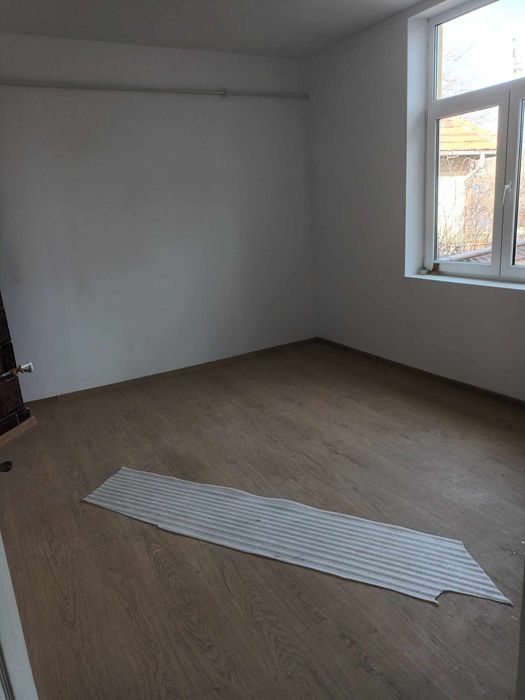 Casa de vânzare 2 corpuri