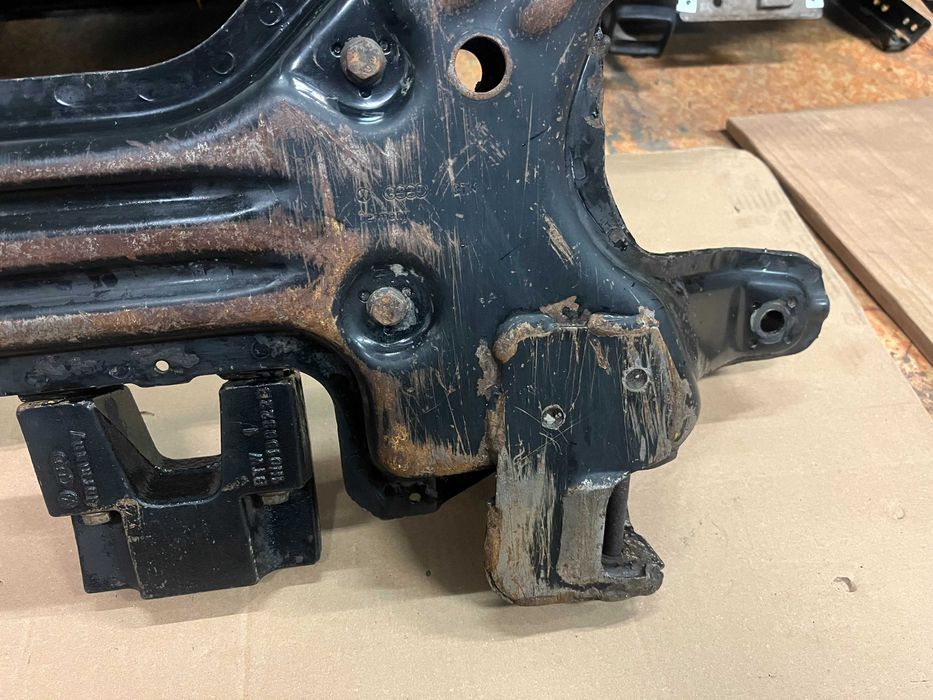 Преден мост за VW Golf 3